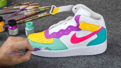 best paint to customize sneakers.